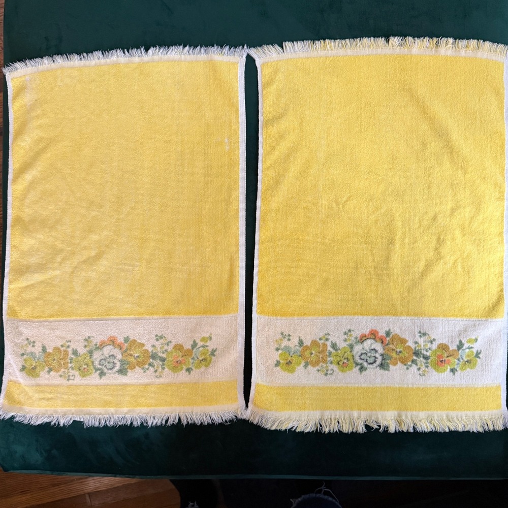 Vintage Yellow Floral Fringe Hand Towels Set of 2 Pansy Flower Retro Bathroom